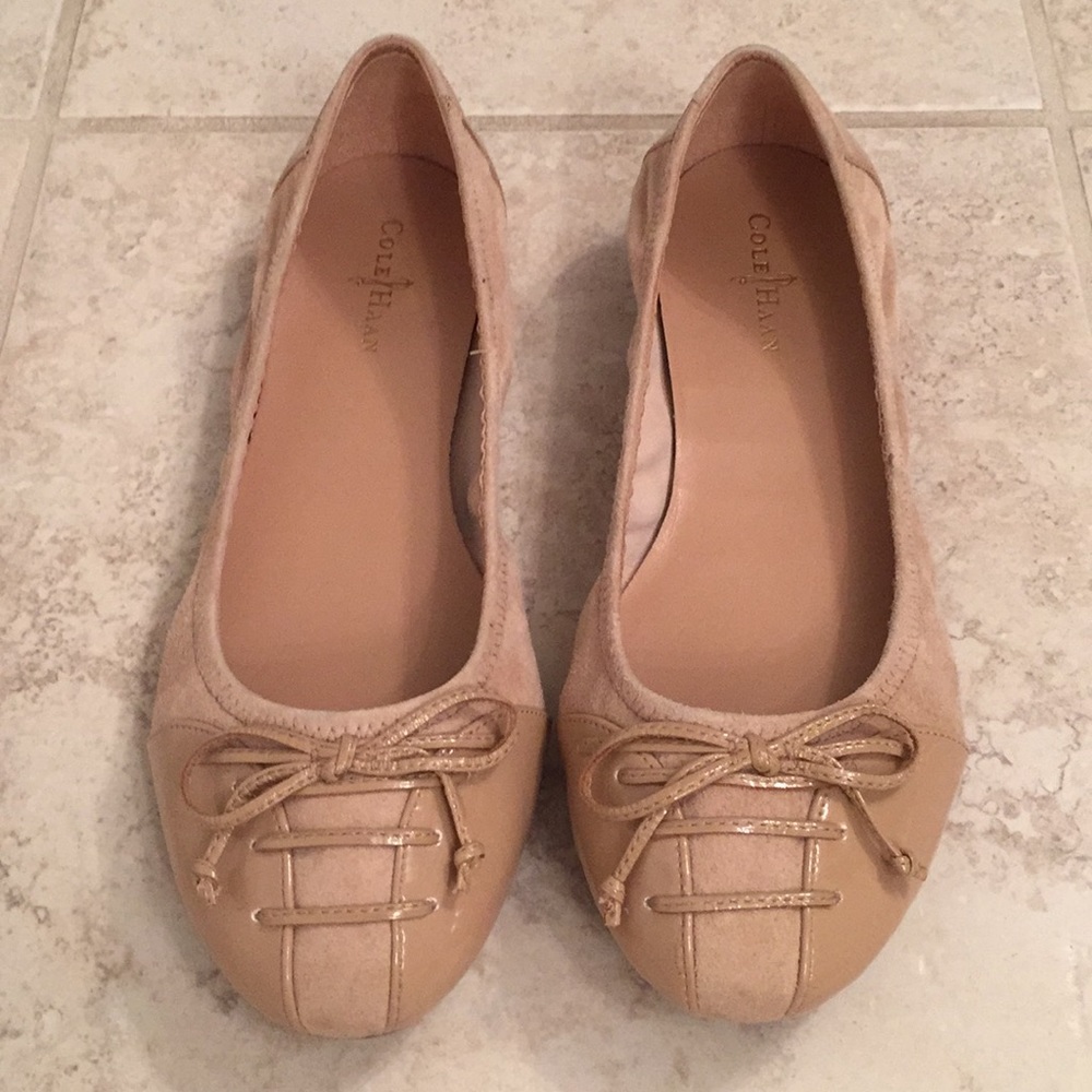 LIKE NEW! Cole Haan Flats